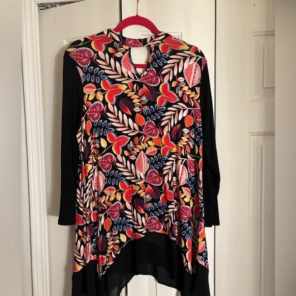 Kate & Mallory - Picture 1 of 4